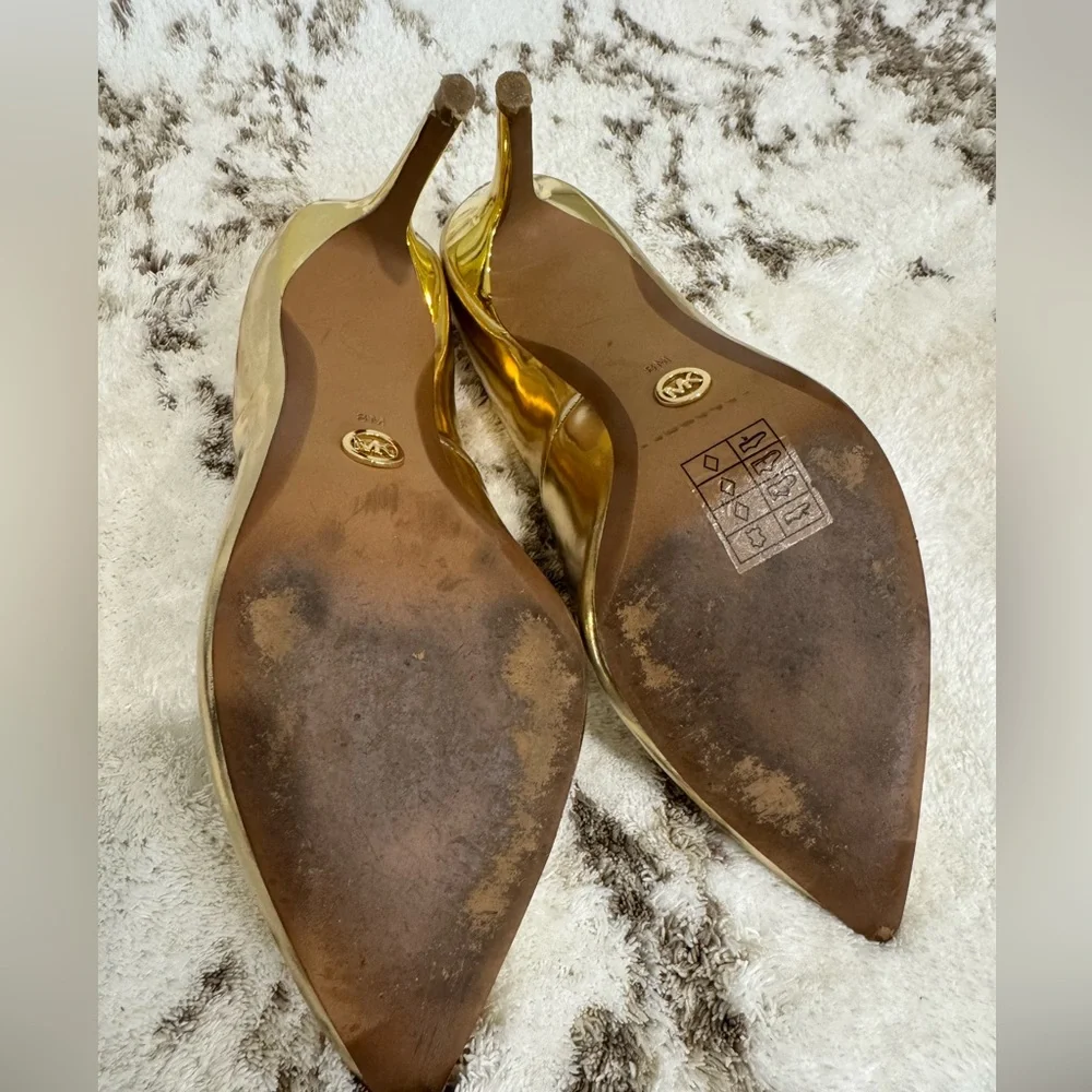 Michael Kors Gold Metallic Stiletto Heels pre loved  in great condition - Picture 5 of 7
